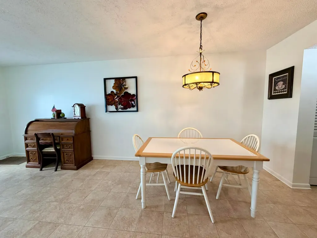 2090 Newport S Deerfield Beach FL 33442