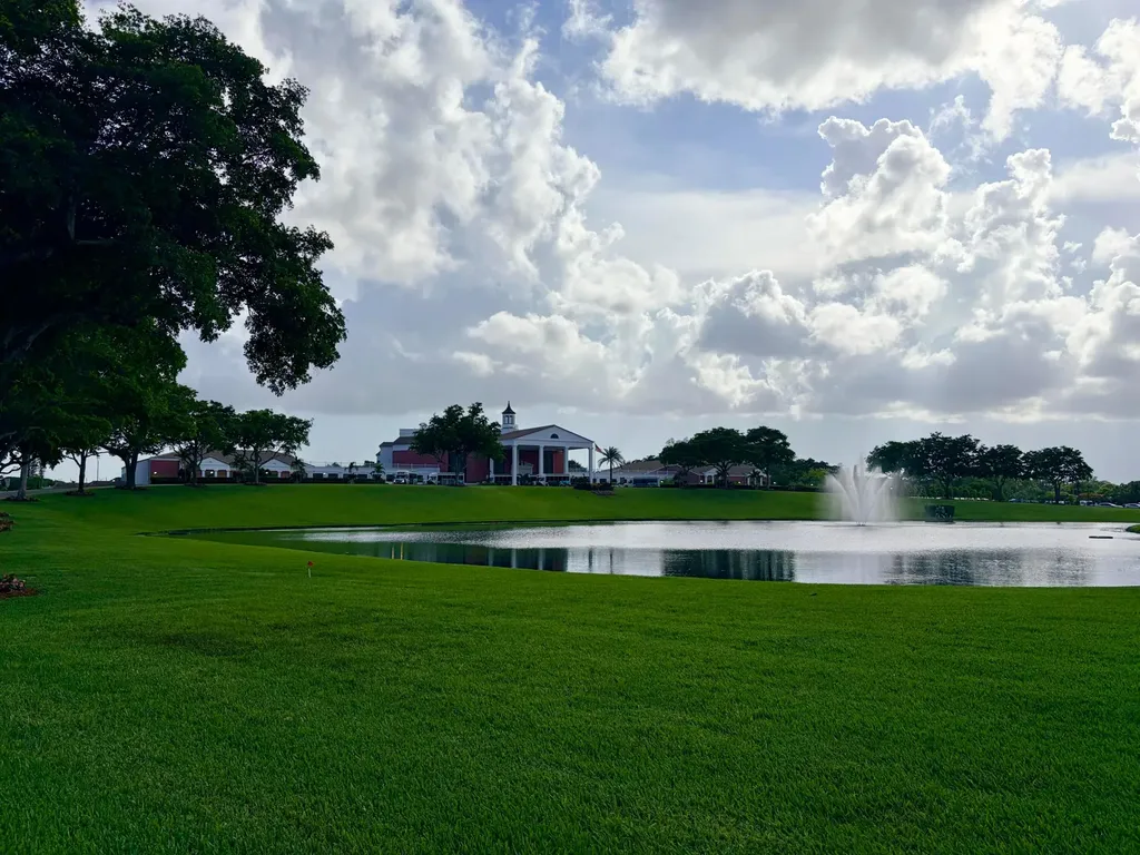 2090 Newport S Deerfield Beach FL 33442