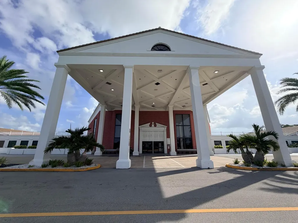 2090 Newport S Deerfield Beach FL 33442