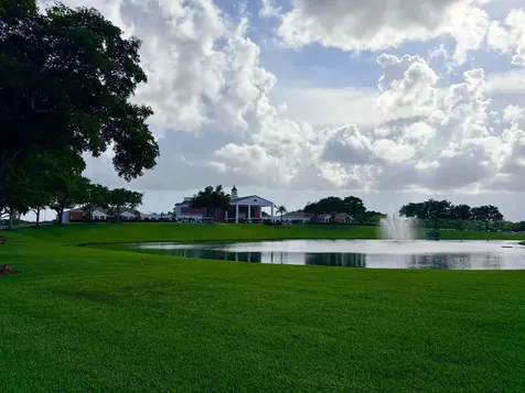 2090 Newport S Deerfield Beach FL 33442