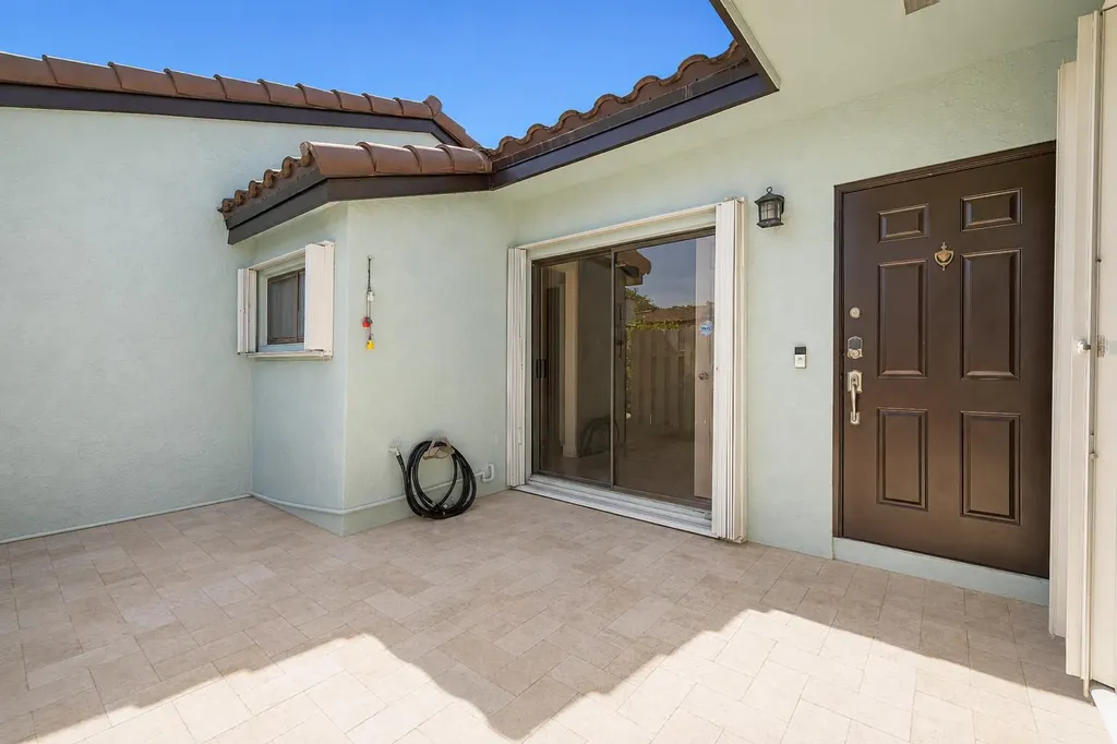 22354 Pineapple Walk Drive Boca Raton FL 33433