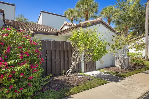 22354 Pineapple Walk Drive Boca Raton FL 33433