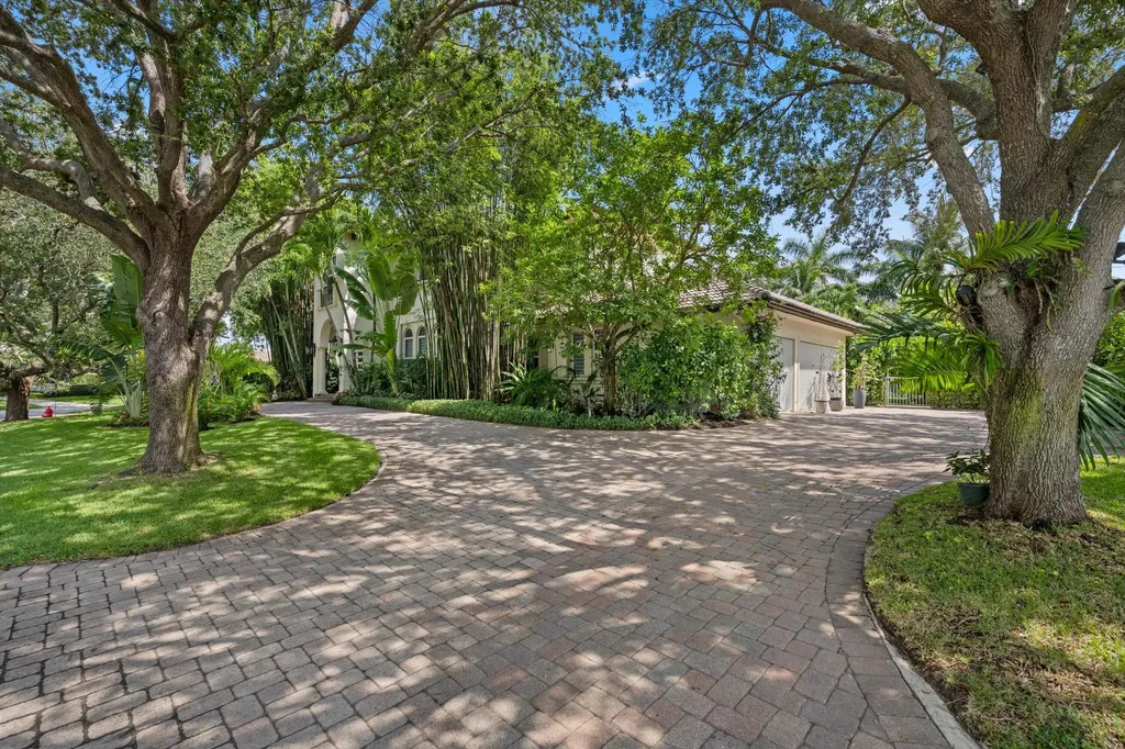 4699 Gleneagles Drive Boynton Beach FL 33436
