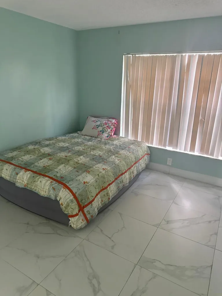 1463 Summit Run Circle West Palm Beach FL 33415