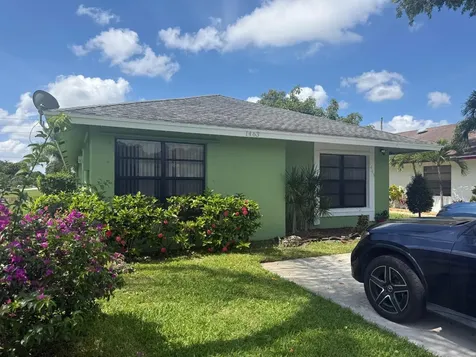 1463 Summit Run Circle West Palm Beach FL 33415