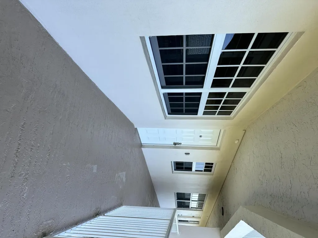3507 Oaks Way Pompano Beach FL 33069