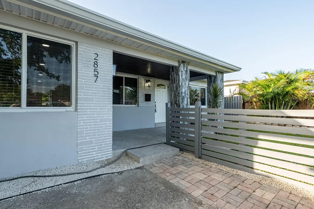 2857 Adams Street Hollywood FL 33020