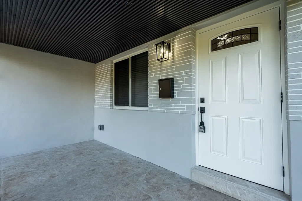 2857 Adams Street Hollywood FL 33020