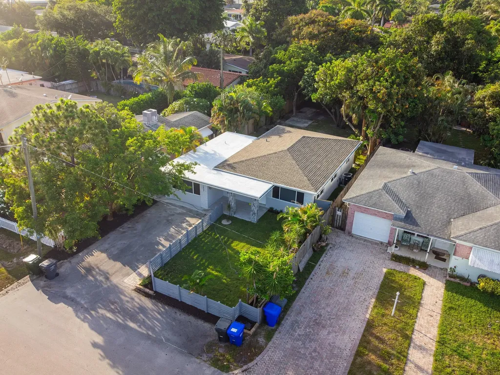2857 Adams Street Hollywood FL 33020