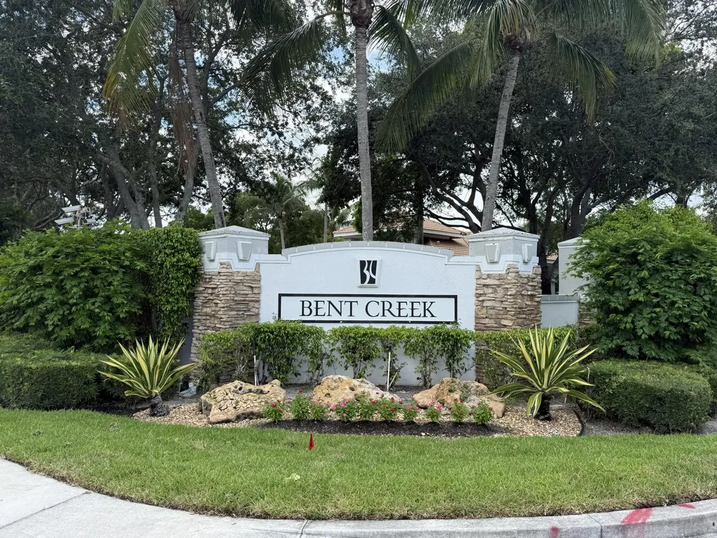 9084 Silver Glen Way Lake Worth FL 33467