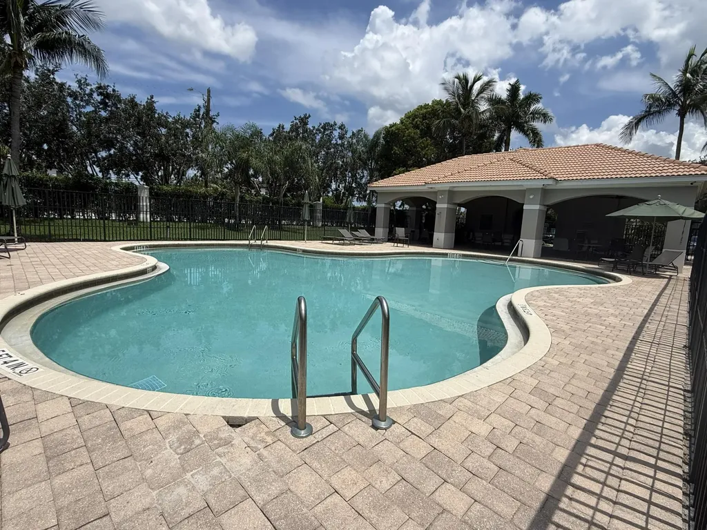 9084 Silver Glen Way Lake Worth FL 33467