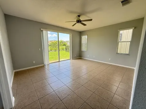 9084 Silver Glen Way Lake Worth FL 33467