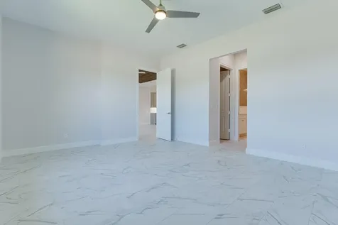 1805 Bridgepointe Circle Vero Beach FL 32967