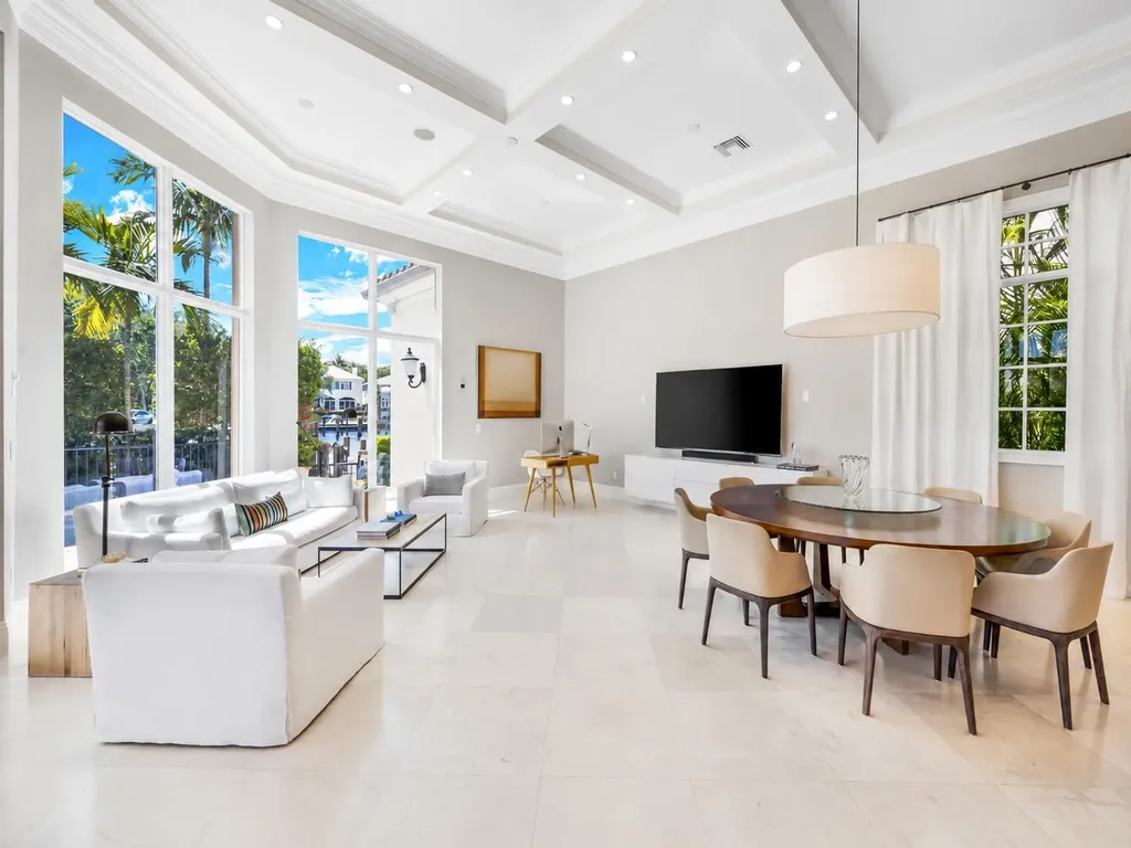 629 Boca Marina Court Boca Raton FL 33487