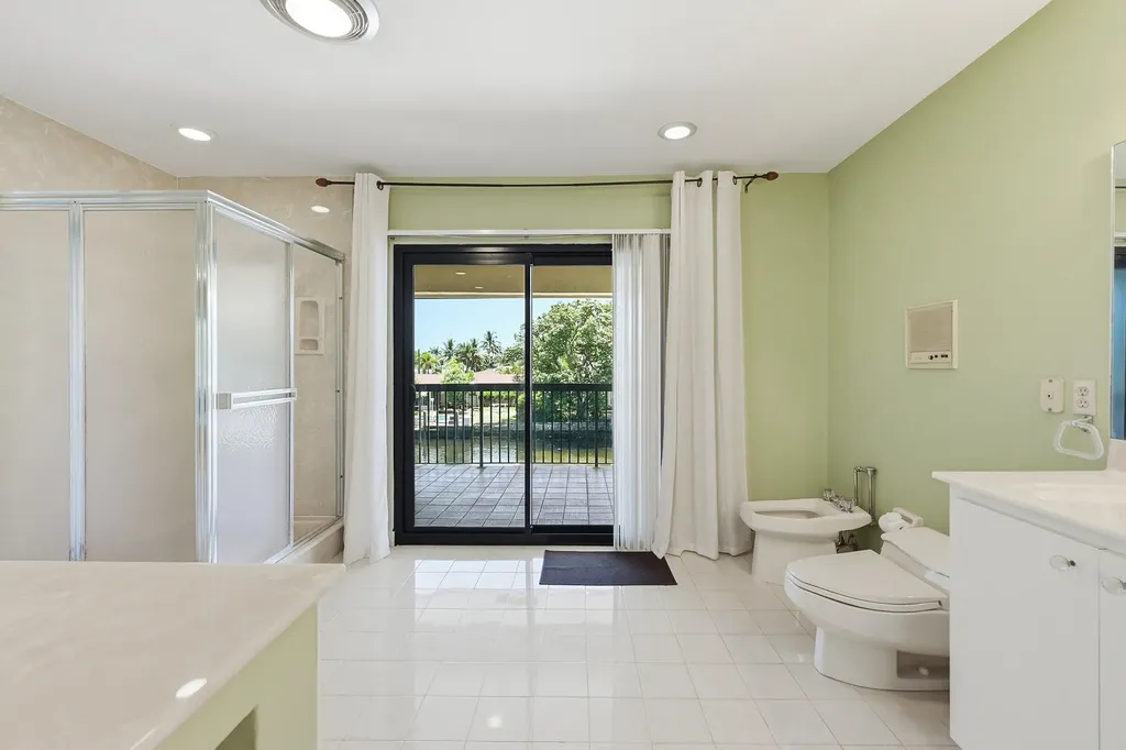 370 SE 13th Avenue Pompano Beach FL 33060