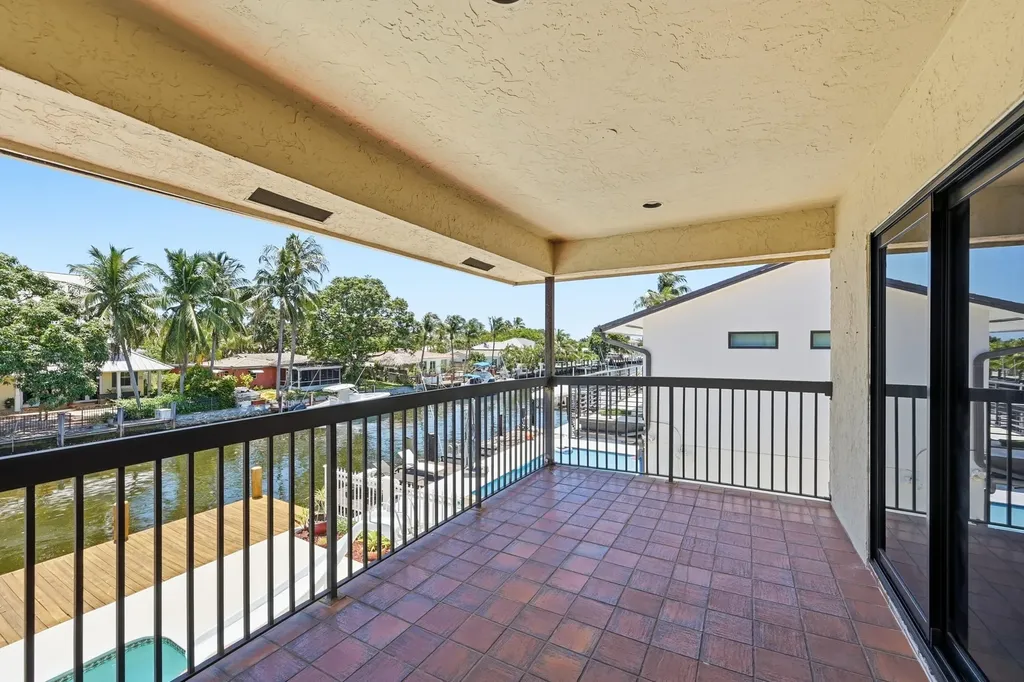 370 SE 13th Avenue Pompano Beach FL 33060