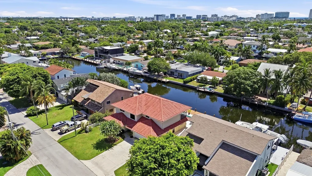 370 SE 13th Avenue Pompano Beach FL 33060