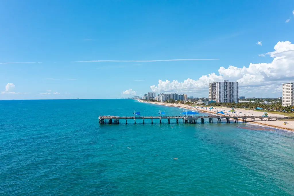 370 SE 13th Avenue Pompano Beach FL 33060
