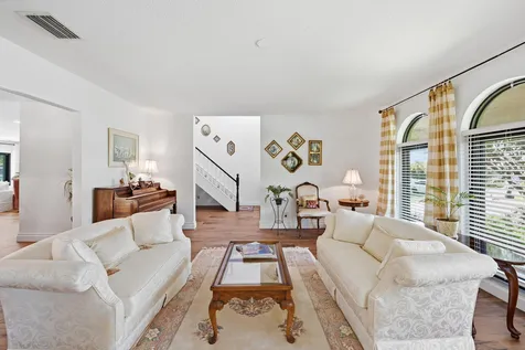 370 SE 13th Avenue Pompano Beach FL 33060