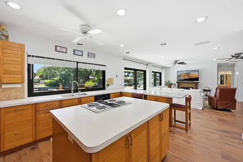370 SE 13th Avenue Pompano Beach FL 33060
