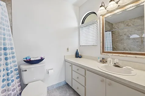 370 SE 13th Avenue Pompano Beach FL 33060