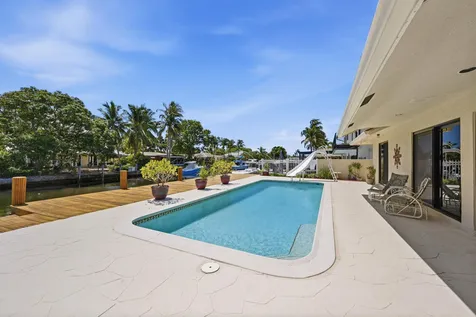 370 SE 13th Avenue Pompano Beach FL 33060