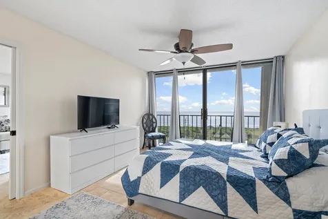 5061 N Highway A1a Fort Pierce FL 34949