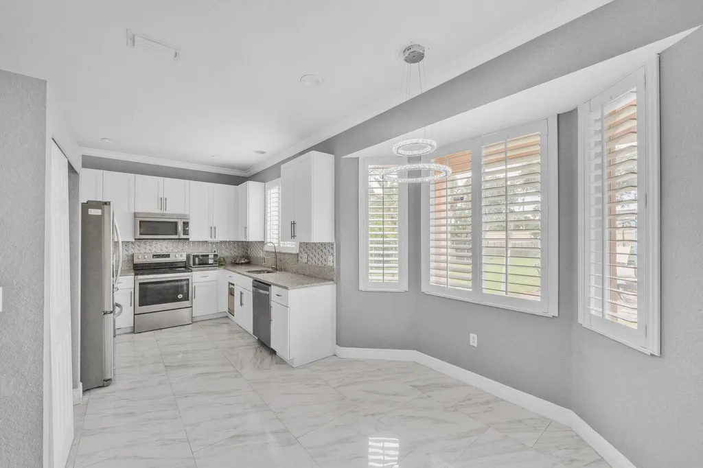 149 Bellezza Terrace Royal Palm Beach FL 33411