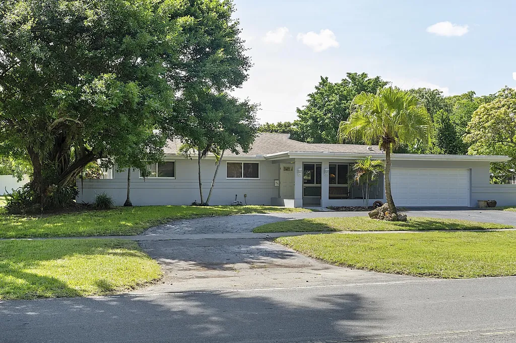 521 SW 59th Avenue Plantation FL 33317