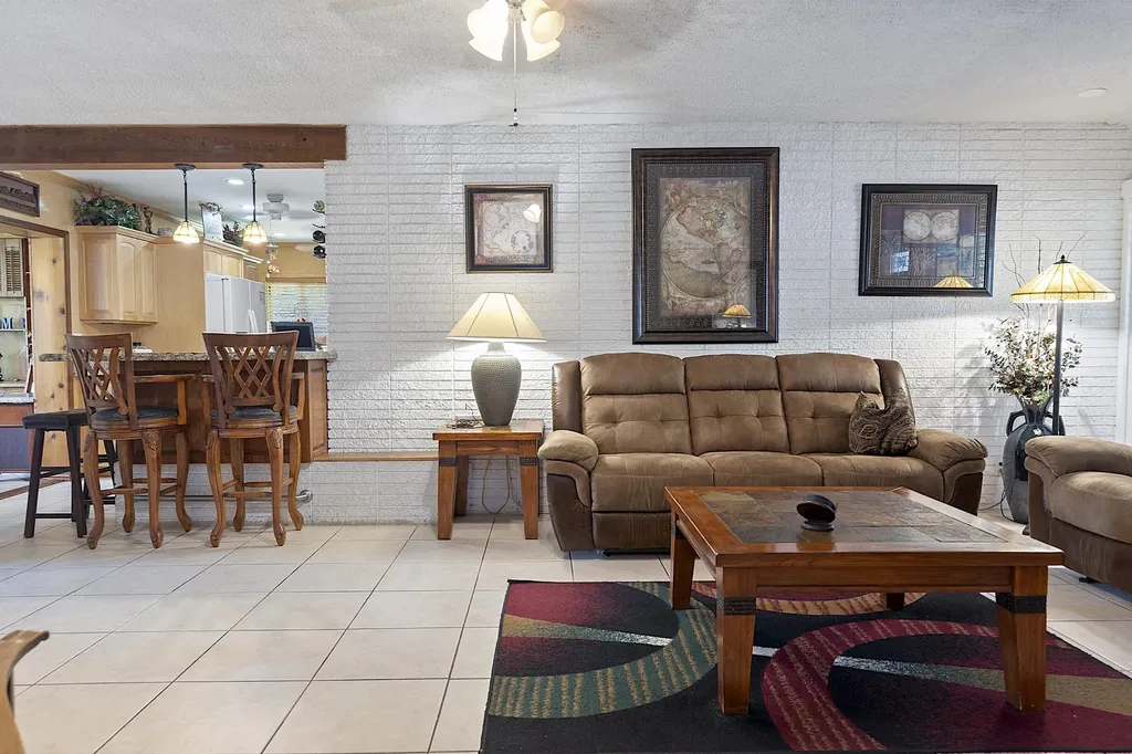521 SW 59th Avenue Plantation FL 33317