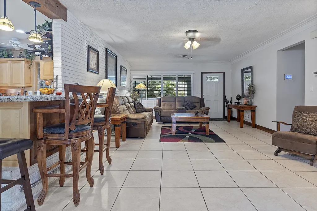521 SW 59th Avenue Plantation FL 33317