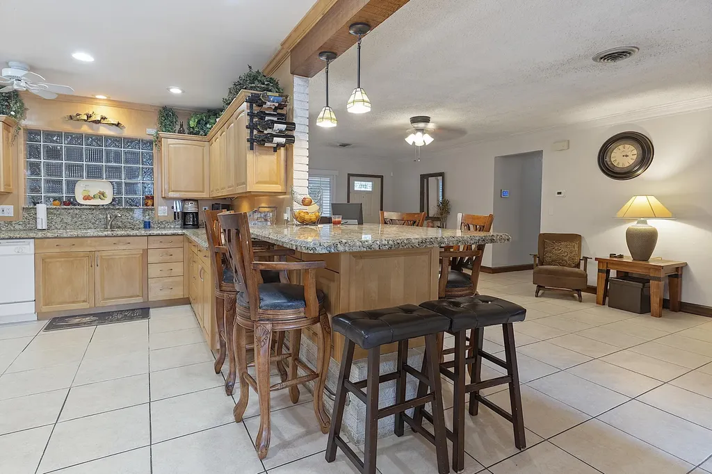 521 SW 59th Avenue Plantation FL 33317