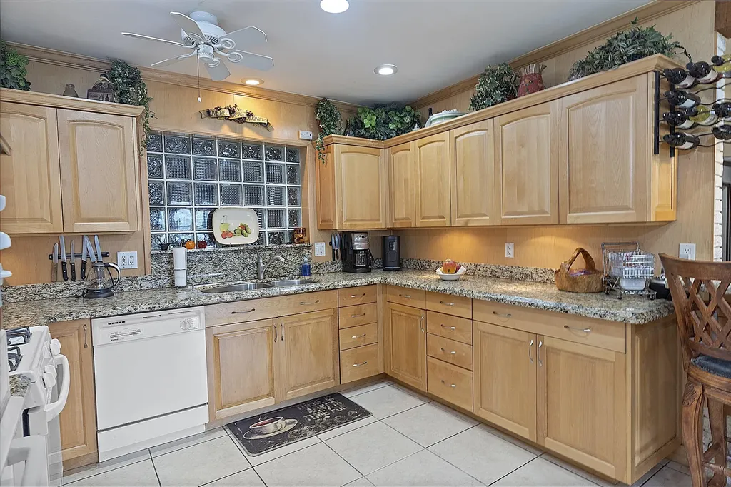 521 SW 59th Avenue Plantation FL 33317