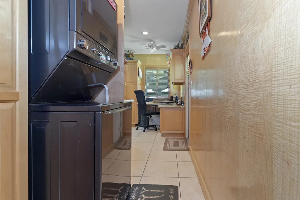 521 SW 59th Avenue Plantation FL 33317