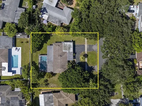 521 SW 59th Avenue Plantation FL 33317