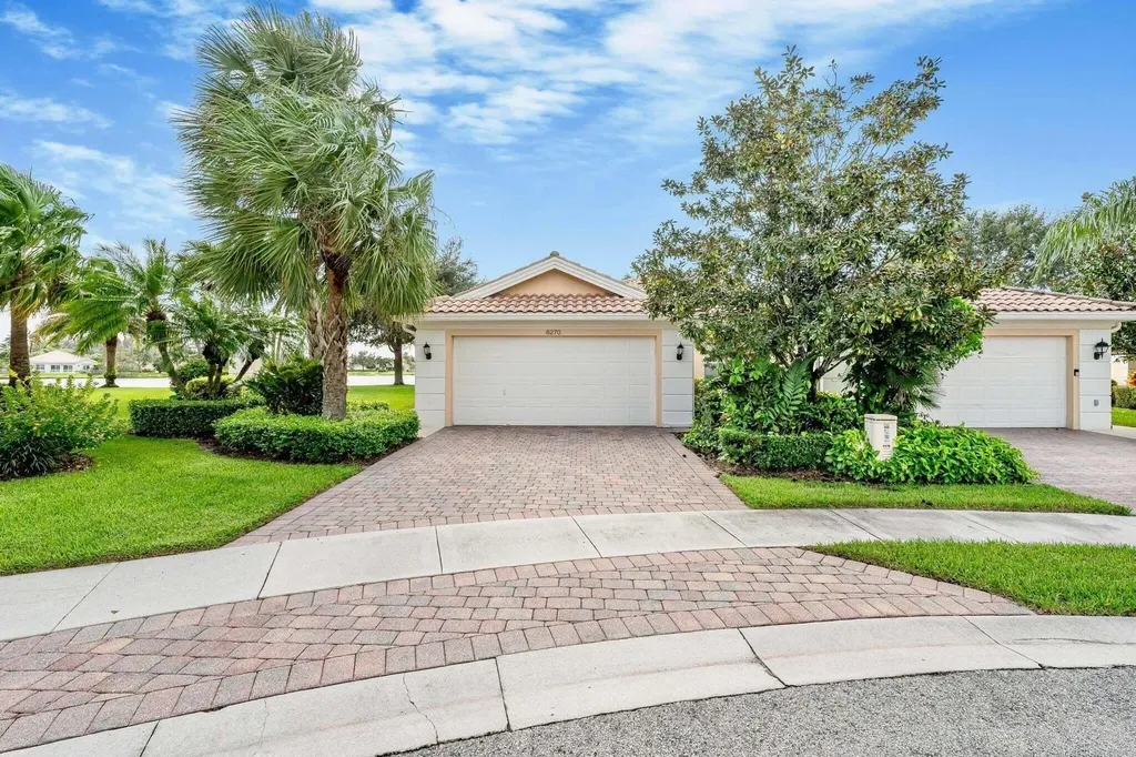 8270 Eleuthera Lane Wellington FL 33414