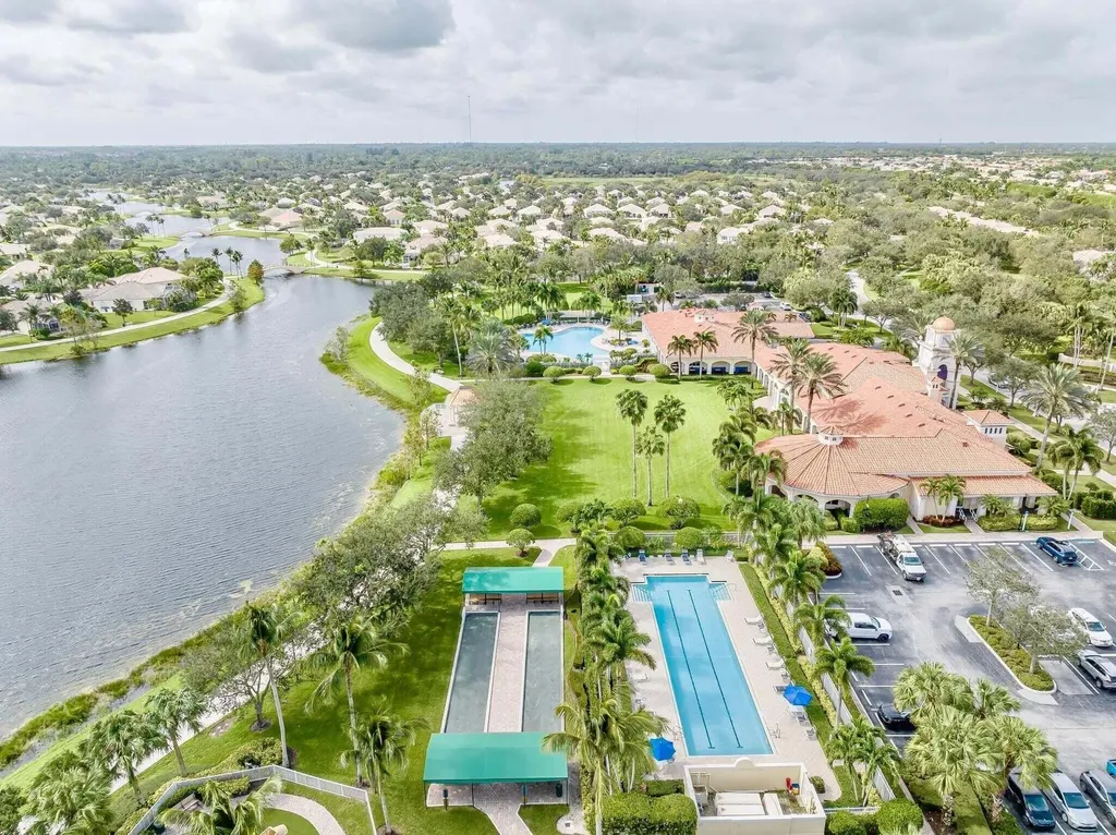 8270 Eleuthera Lane Wellington FL 33414