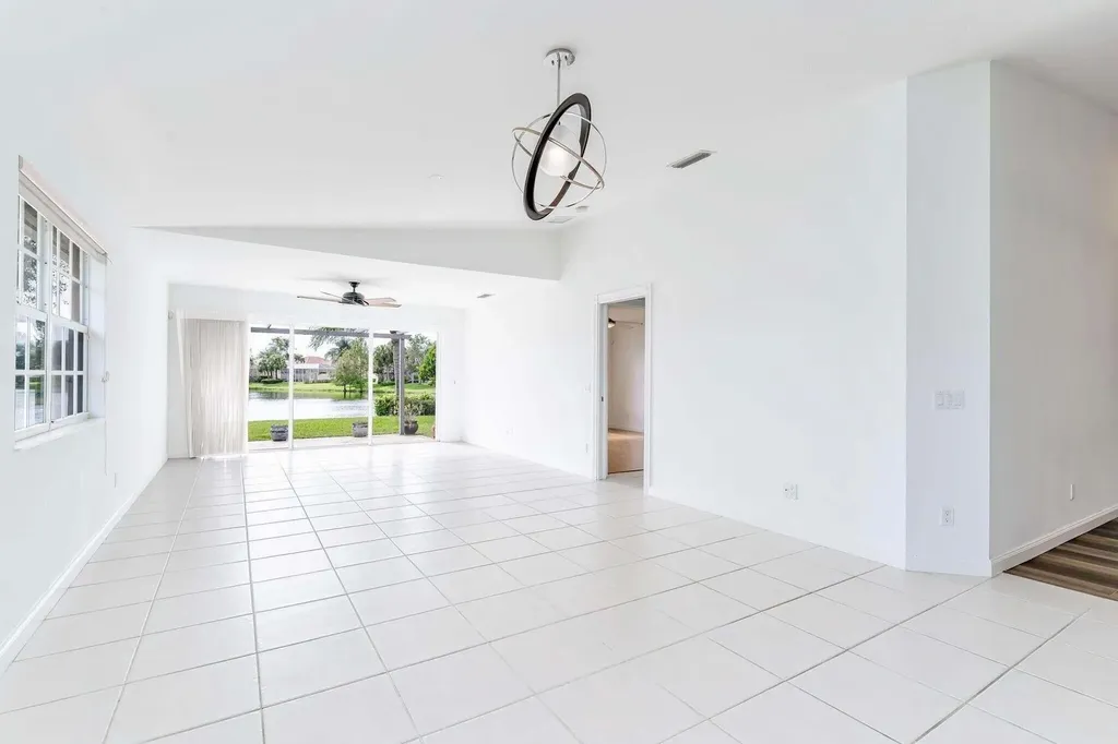 8270 Eleuthera Lane Wellington FL 33414