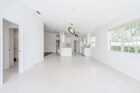 8270 Eleuthera Lane Wellington FL 33414