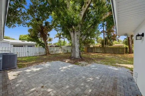 1124 Club Drive Fort Pierce FL 34982