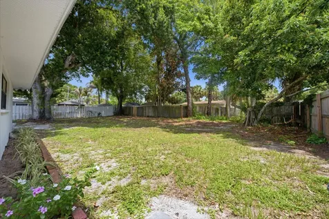 1124 Club Drive Fort Pierce FL 34982