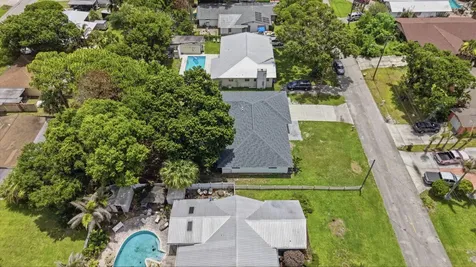 1124 Club Drive Fort Pierce FL 34982