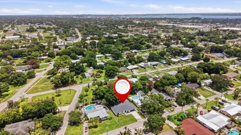 1124 Club Drive Fort Pierce FL 34982