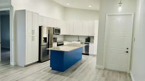 8601 Mangrove Cay West Palm Beach FL 33411