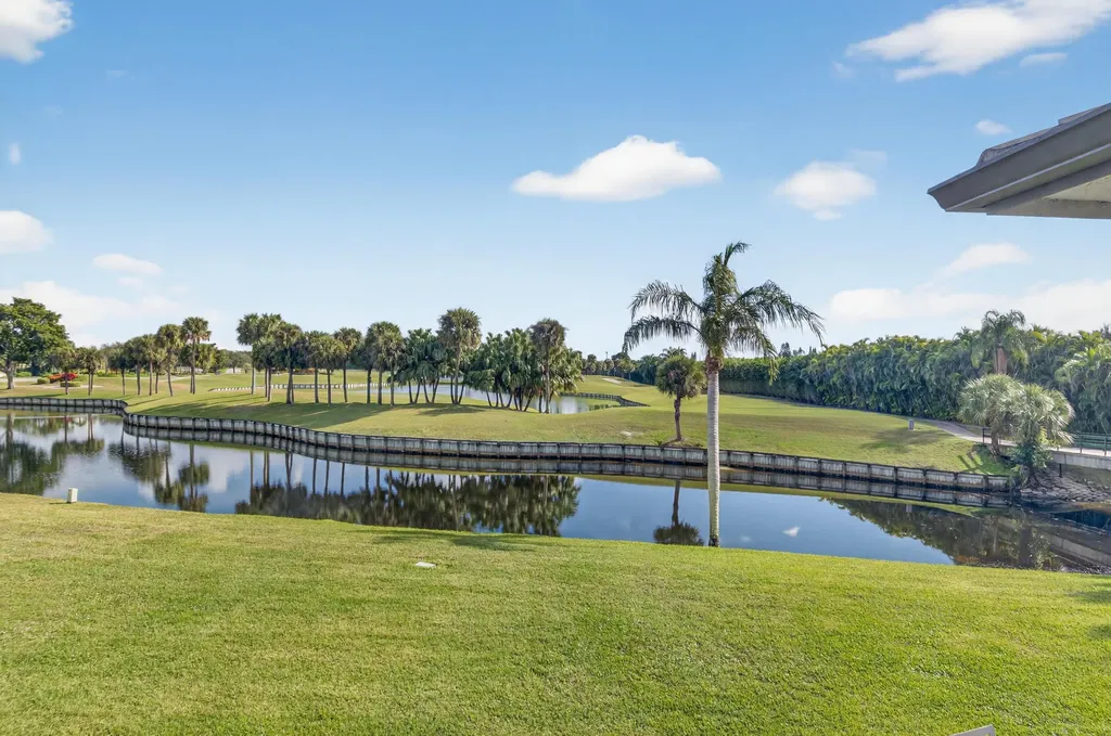 23 Southport Lane Boynton Beach FL 33436