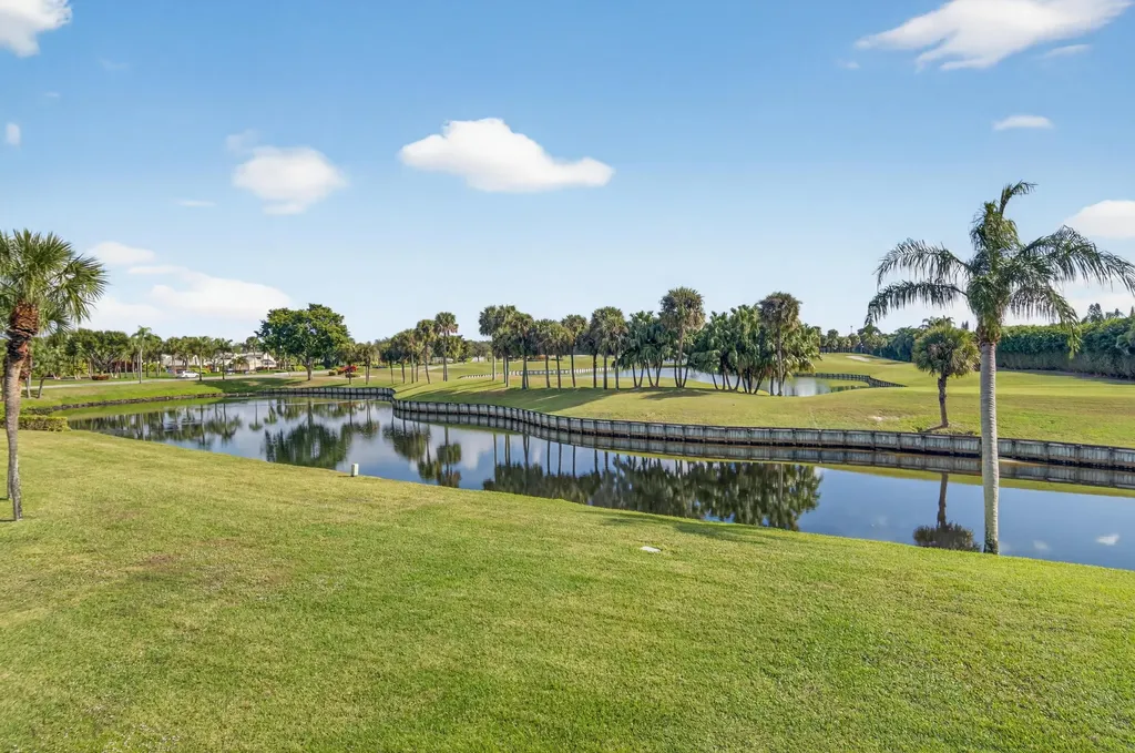 23 Southport Lane Boynton Beach FL 33436