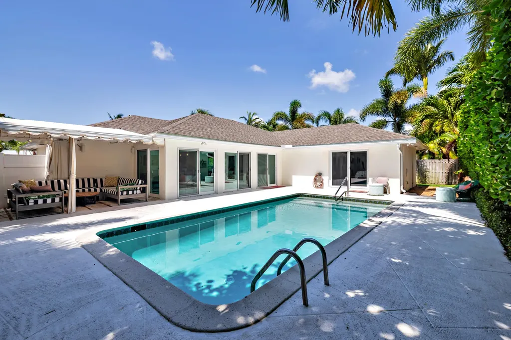 202 Maryland Drive Lake Worth Beach FL 33460