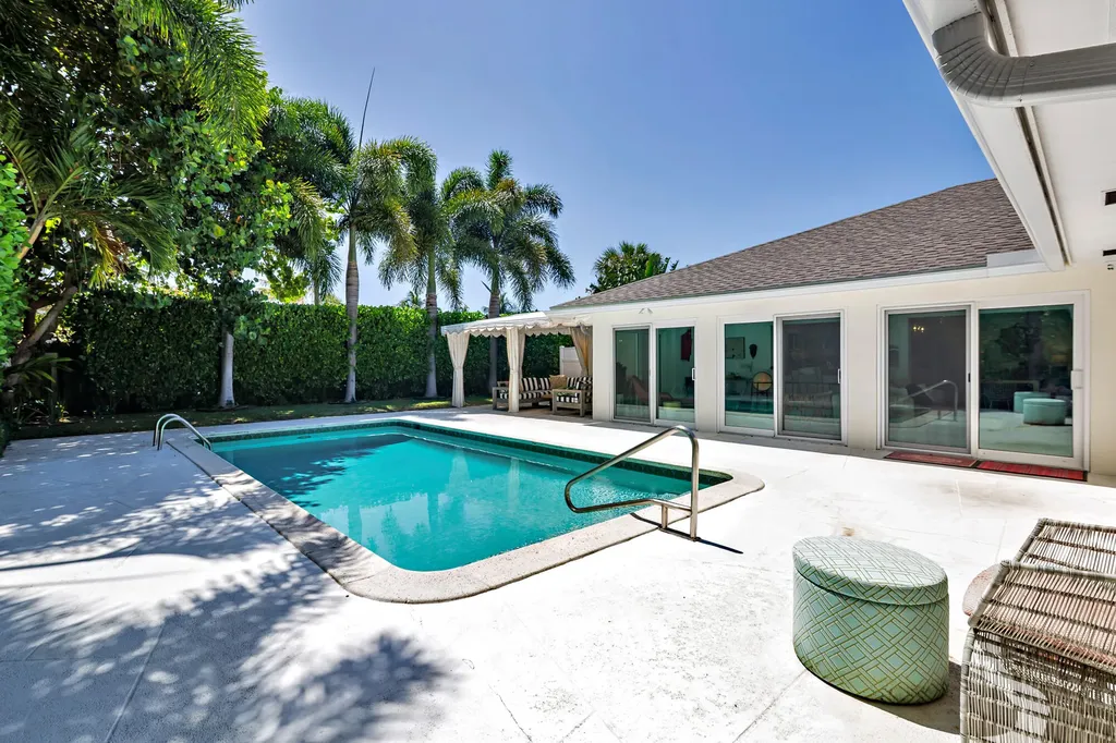 202 Maryland Drive Lake Worth Beach FL 33460