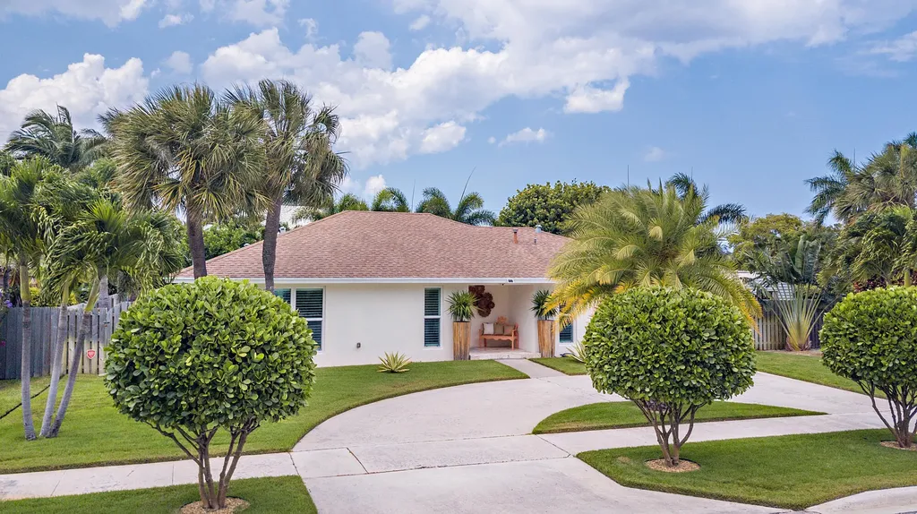 202 Maryland Drive Lake Worth Beach FL 33460