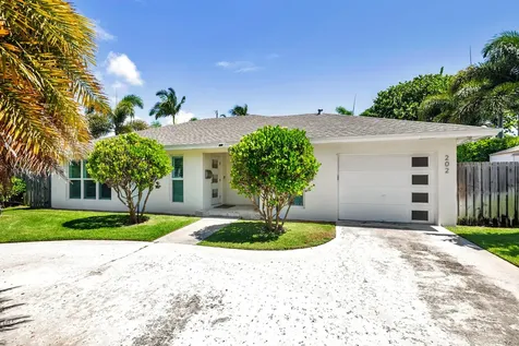 202 Maryland Drive Lake Worth Beach FL 33460
